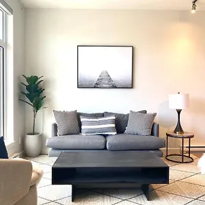 Lovely Brand New Apartment Sidney