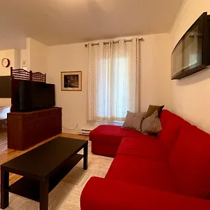 Le 215 - A Saint-jean-baptiste Apartment Quebec City